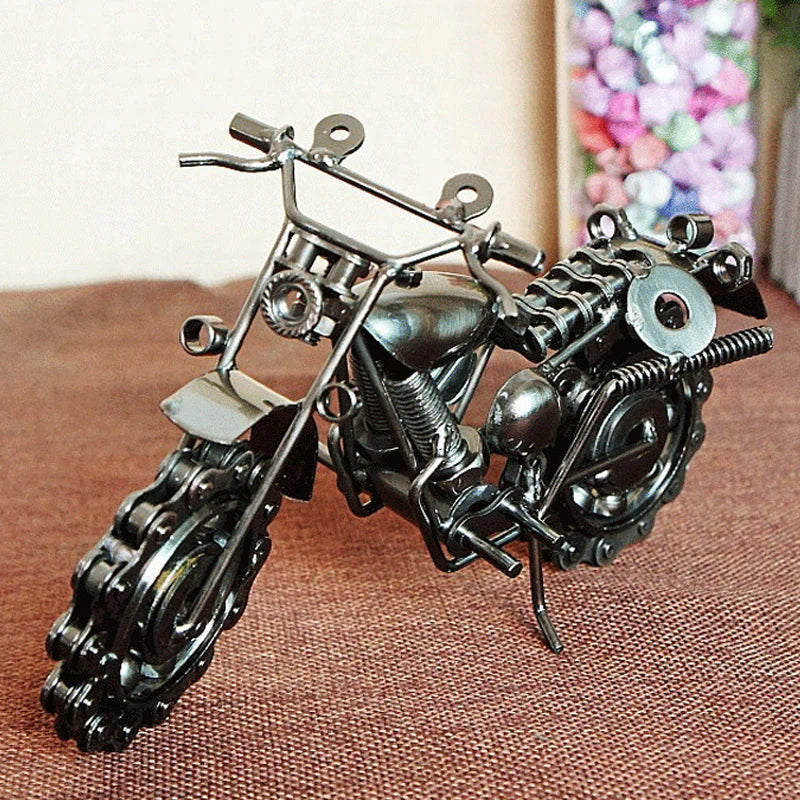 ⚙️Motorláncból Vasművészet! Kézi Kovácsolás, Egyedi Műalkotás!