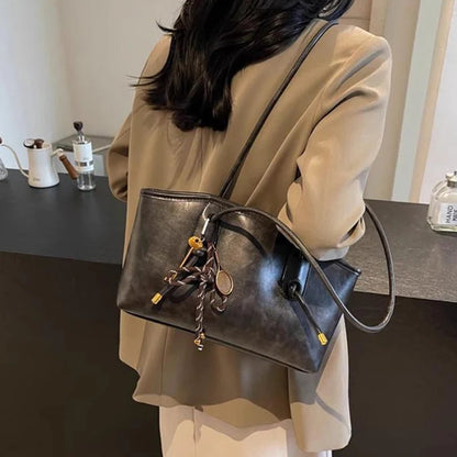 👍2026 Új modell😜30% árcsökkentés👜 Vintage stílusú PU bőr válltáska – Prémium minőség, praktikus és nőies mindennapi kiegészítő!