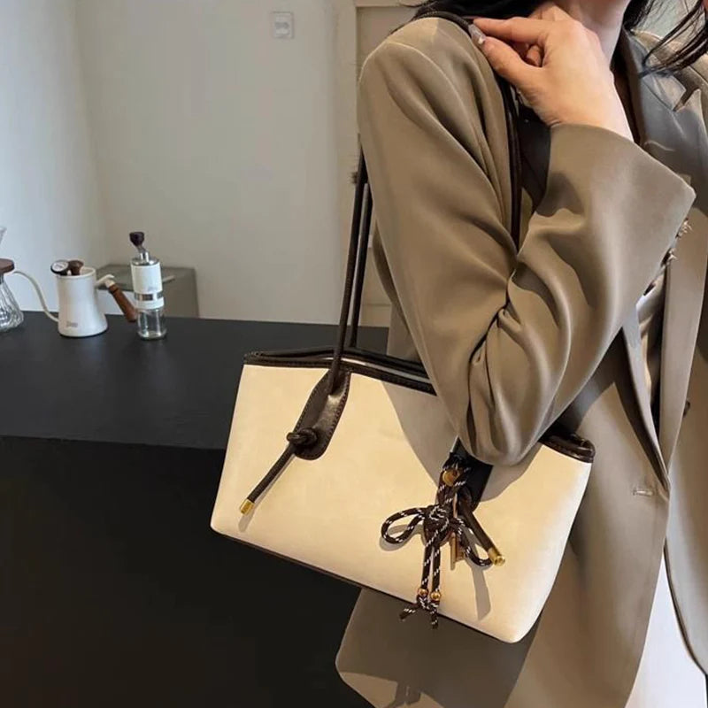 👍2026 Új modell😜30% árcsökkentés👜 Vintage stílusú PU bőr válltáska – Prémium minőség, praktikus és nőies mindennapi kiegészítő!